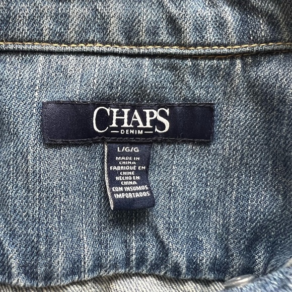 Chaps women’s fitted Denim jacket and gray sweatshirt sleeves size large - Picture 6 of 8